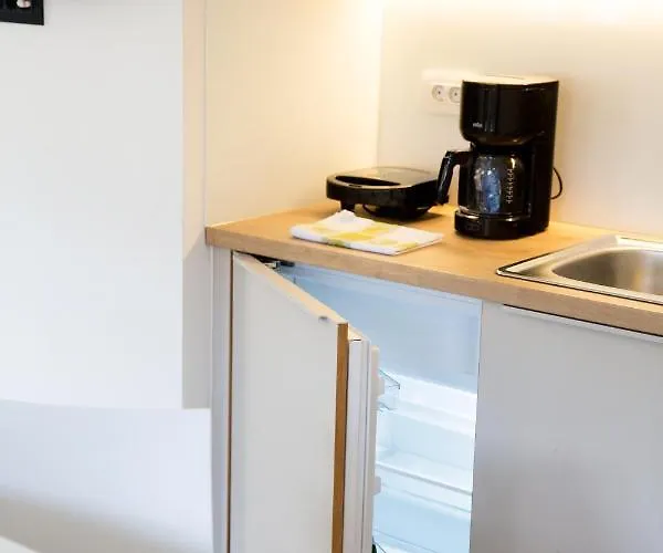 Hisa Liza 科巴里德